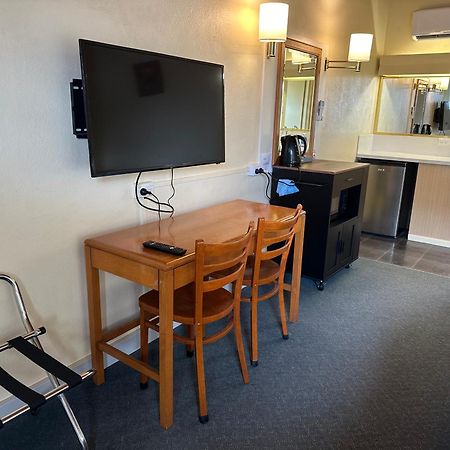 Temora Motel מראה חיצוני תמונה