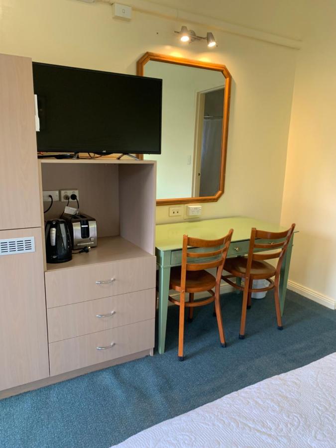 Temora Motel מראה חיצוני תמונה