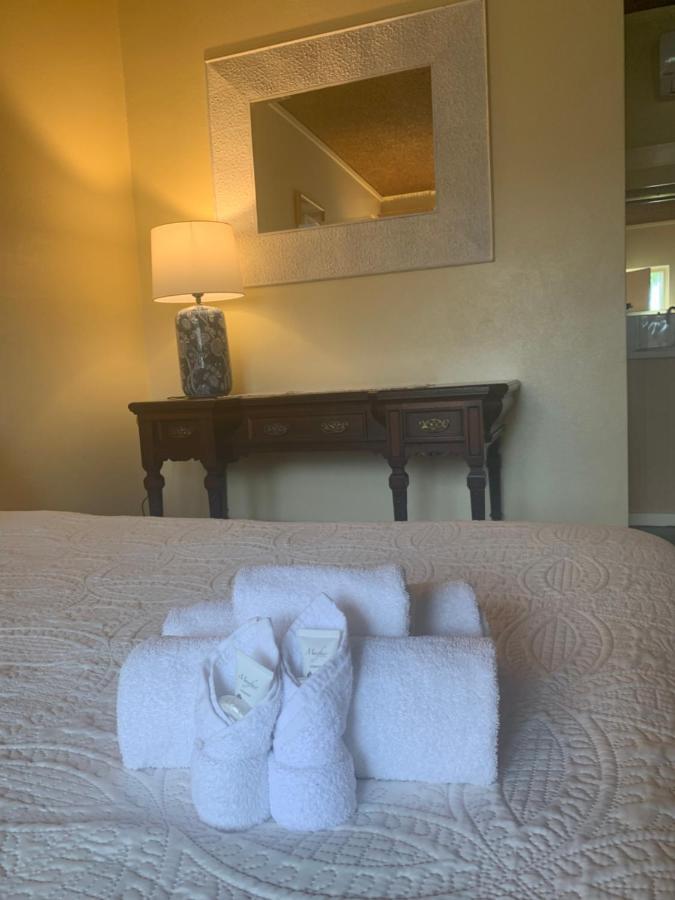 Temora Motel מראה חיצוני תמונה