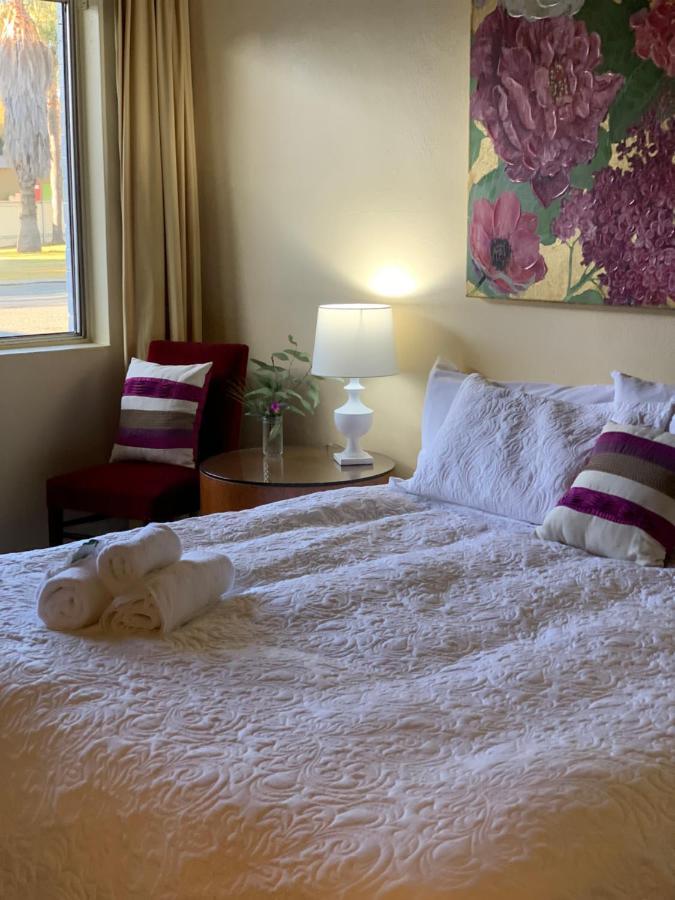 Temora Motel מראה חיצוני תמונה
