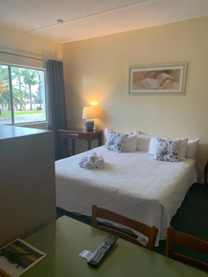 Temora Motel מראה חיצוני תמונה