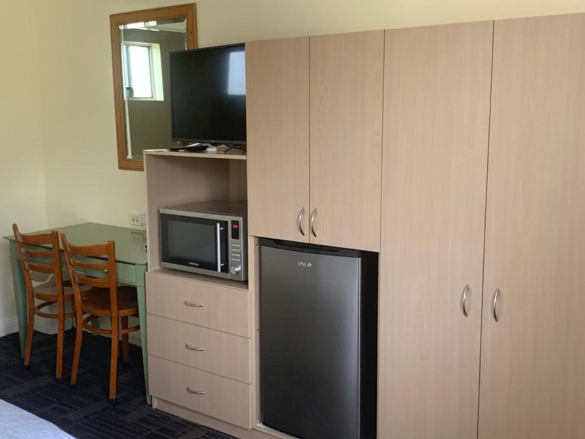 Temora Motel מראה חיצוני תמונה